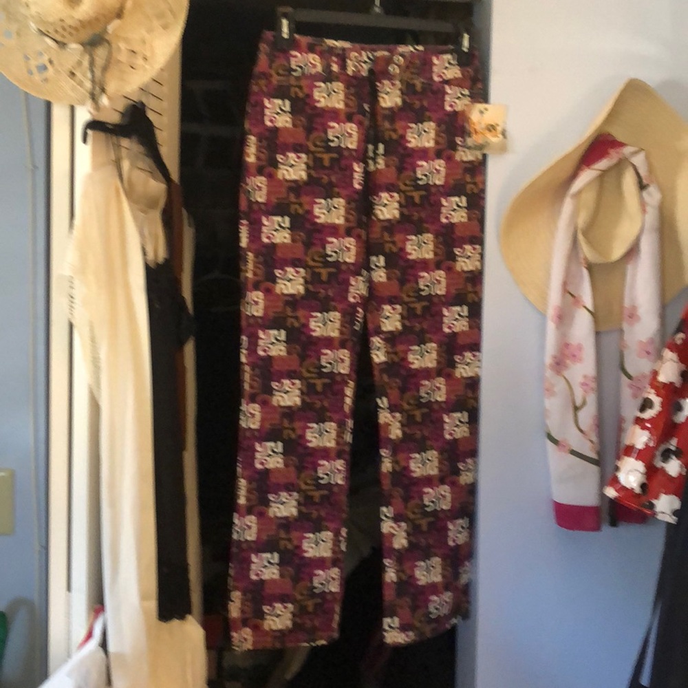 Roxy Quicksilver size 9/10 100% cotton pants New with tags